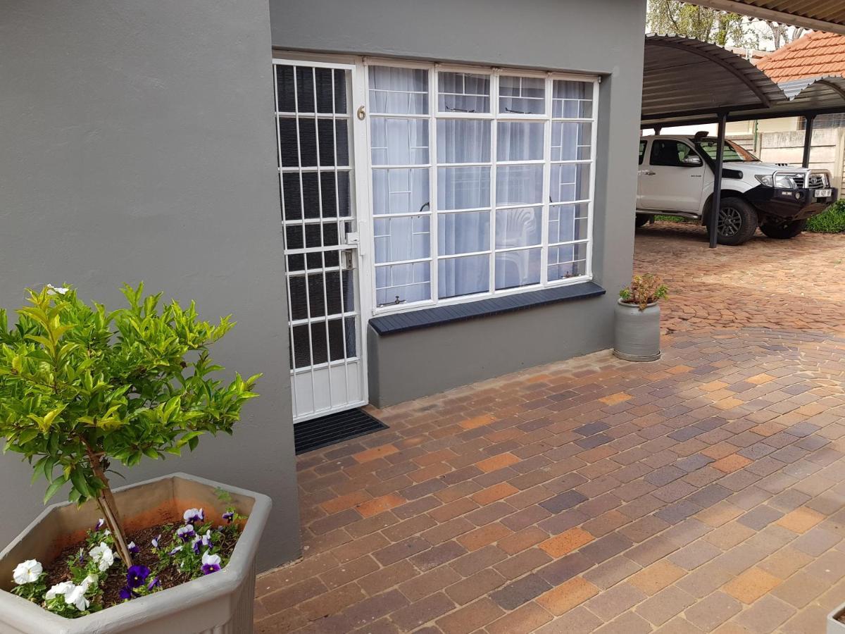 Accommodation@Park1285 Pretoria-Noord Buitenkant foto