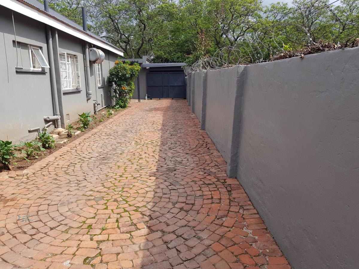 Accommodation@Park1285 Pretoria-Noord Buitenkant foto