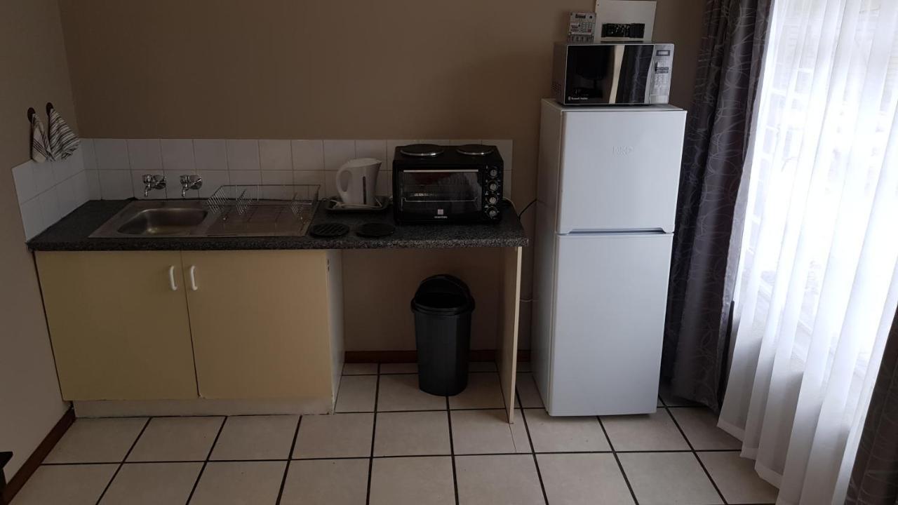 Accommodation@Park1285 Pretoria-Noord Buitenkant foto
