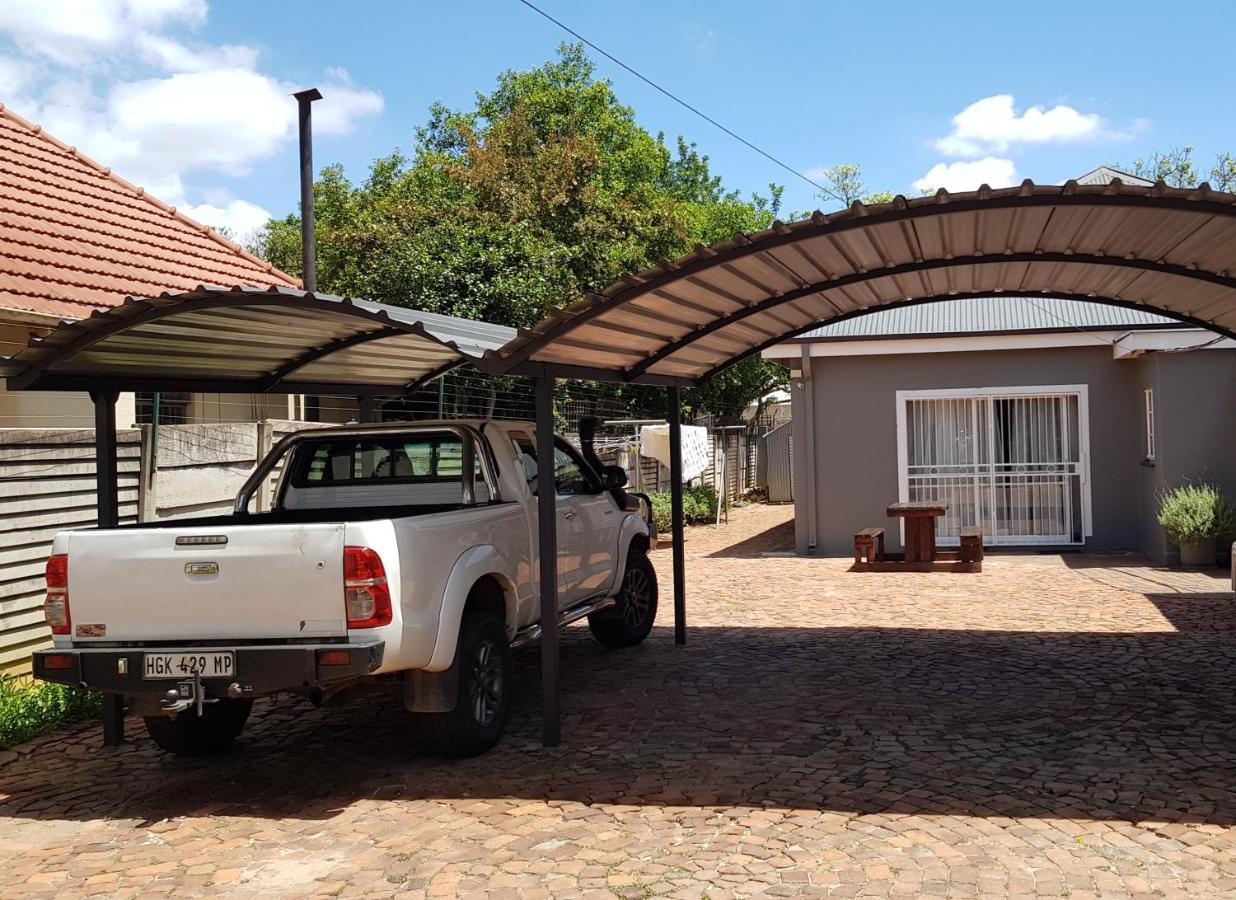 Accommodation@Park1285 Pretoria-Noord Buitenkant foto